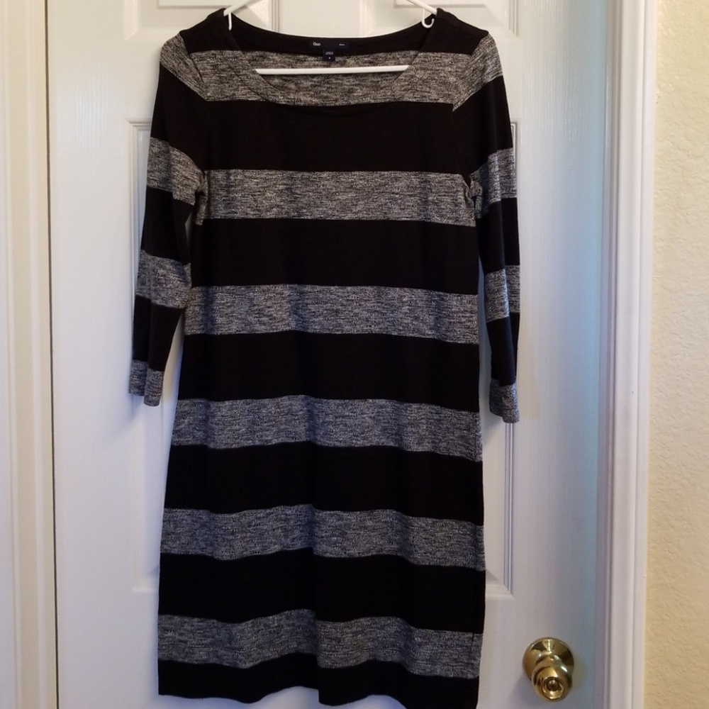 Black/gray Small GAP sweater dress